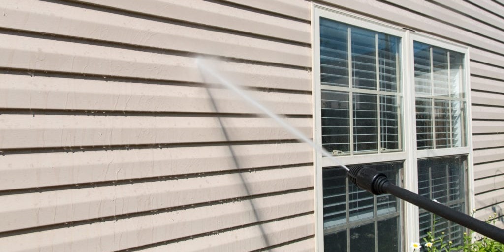 Are Pressure Washers Compatible With Vinyl Siding Cleaner?