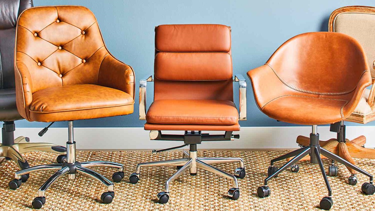 Choosing Leather Swivel Office Chairs for Maximum Comfort